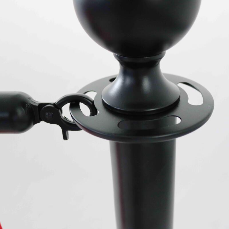 2 schwarze Terrassentrennpfosten