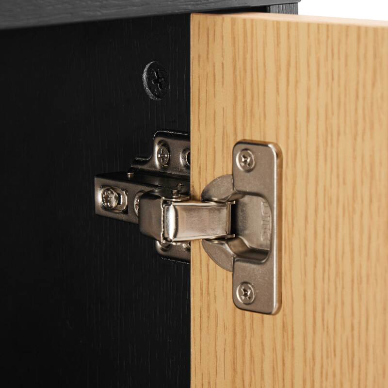 Büfett aus Spanplatten mit Eichenfurnier und FSC®-Melamindekor 160 cm