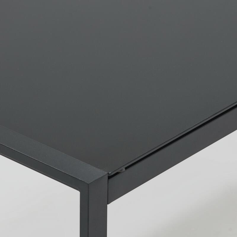 Gartenmöbel aus schwarzen geflochtenen Drähten – 5 Sitzplätze