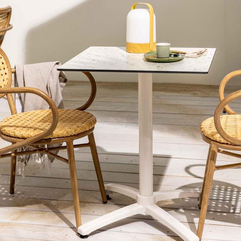 Quadratischer Gartentisch 60 x 60 cm mit weißem, neigbarem HPL-Fuß
