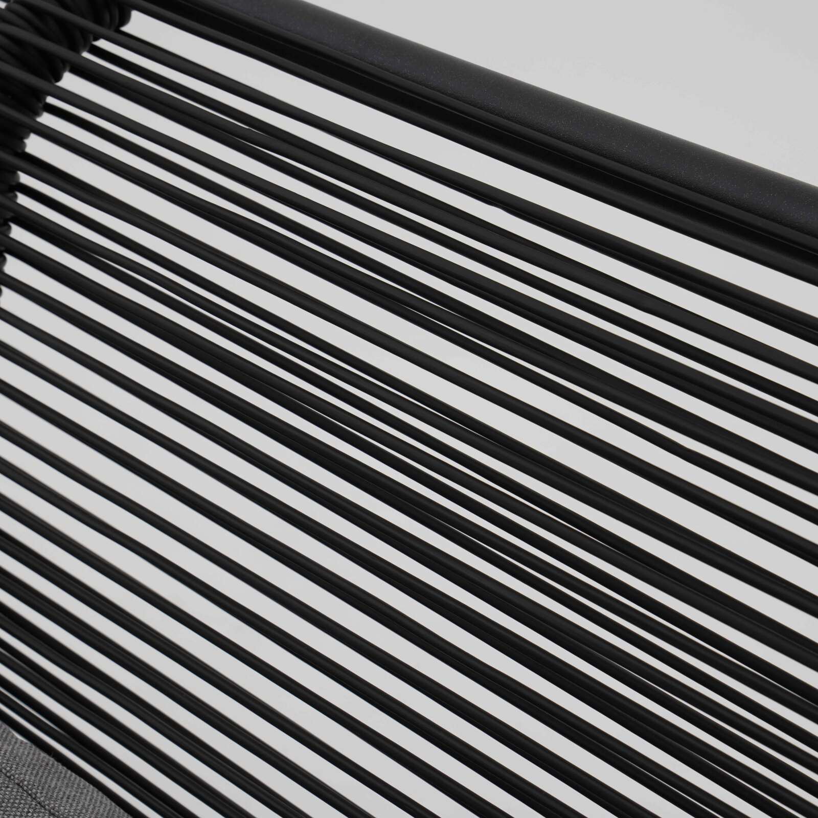 4-Sitzer-Gartenmöbel aus Metall mit 1 Sofa, 2 Sesseln und Couchtisch