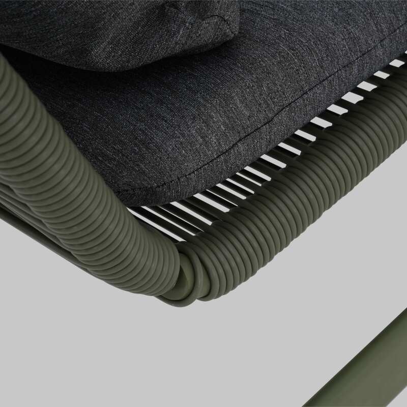 4-Sitzer-Gartenmöbel aus Metall mit 1 Sofa, 2 Sesseln und Couchtisch