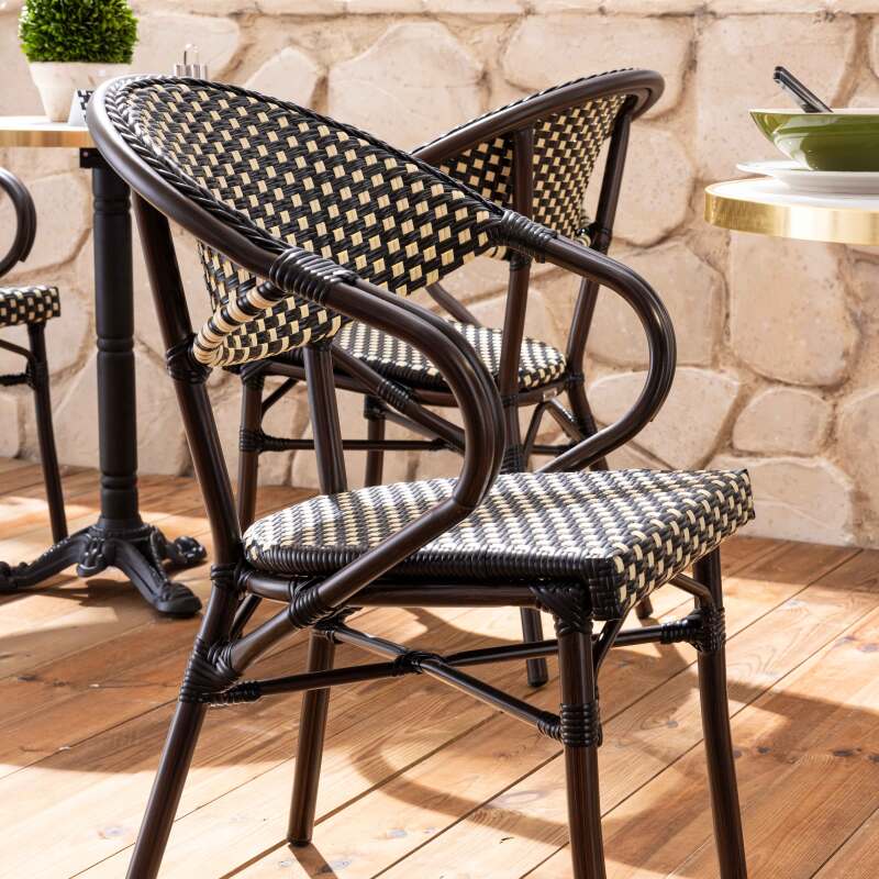 Terrassentisch ⌀60 cm, laminiert und 2 Bistrostühle aus Aluminium und synthetischem Rattan