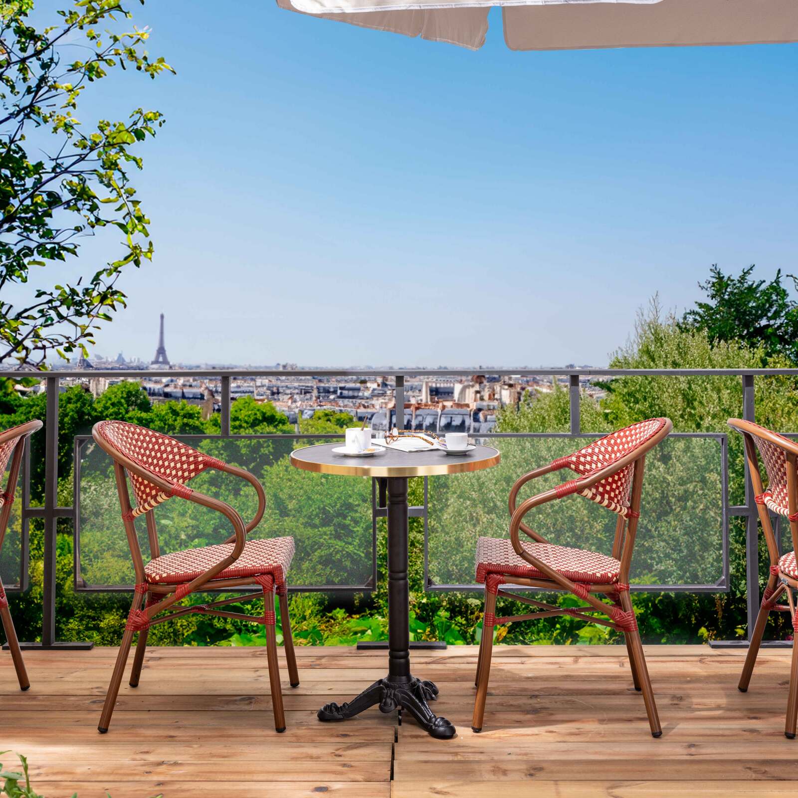 Terrassentisch ⌀60 cm, laminiert und 2 Bistrostühle aus Aluminium und synthetischem Rattan