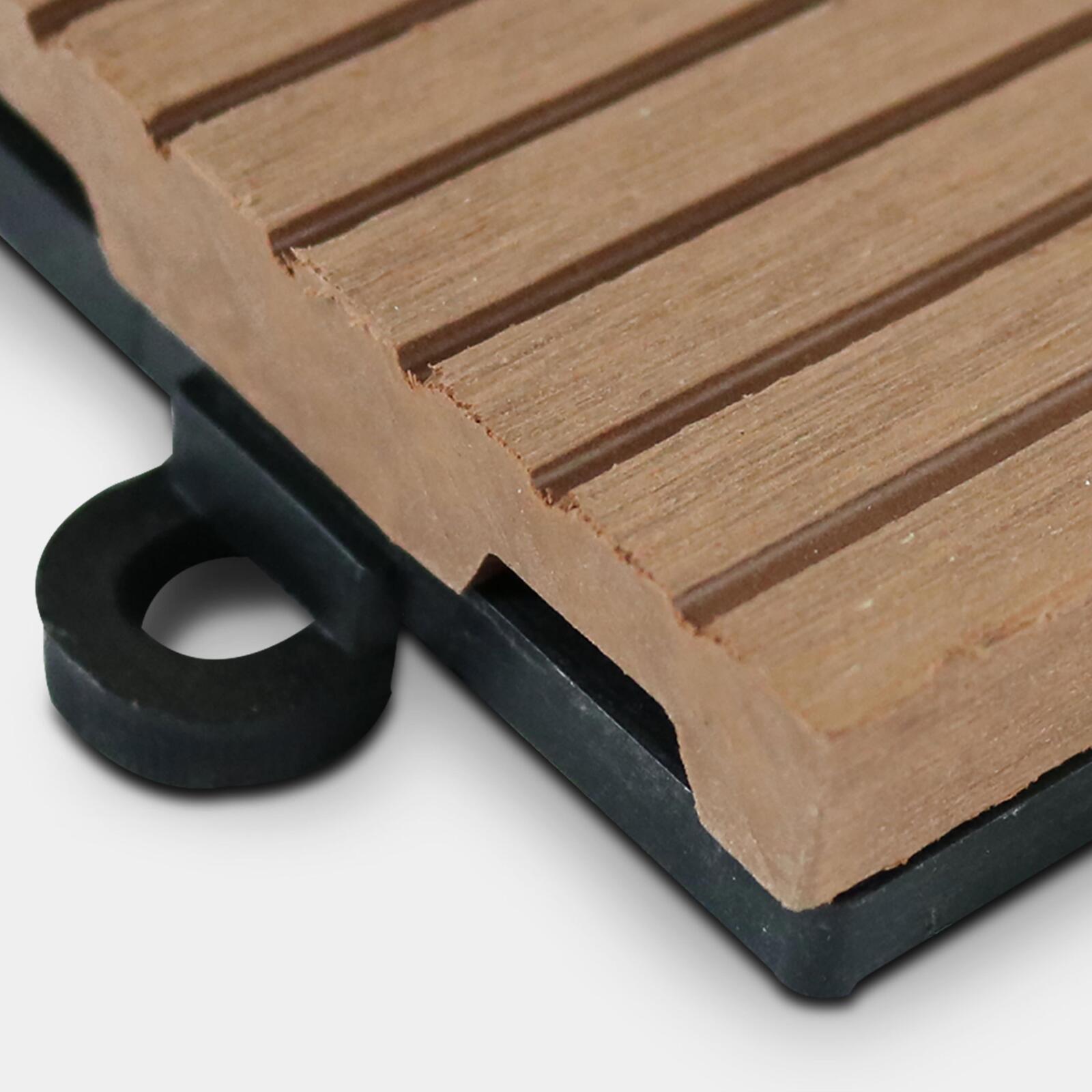 Set von steckbaren Terrassenfliesen aus Verbundholz - (30 x 30 x 2,5 cm) Set von steckbaren Terrassenfliesen aus Verbundholz - (30 x 30 x 2,5 cm)