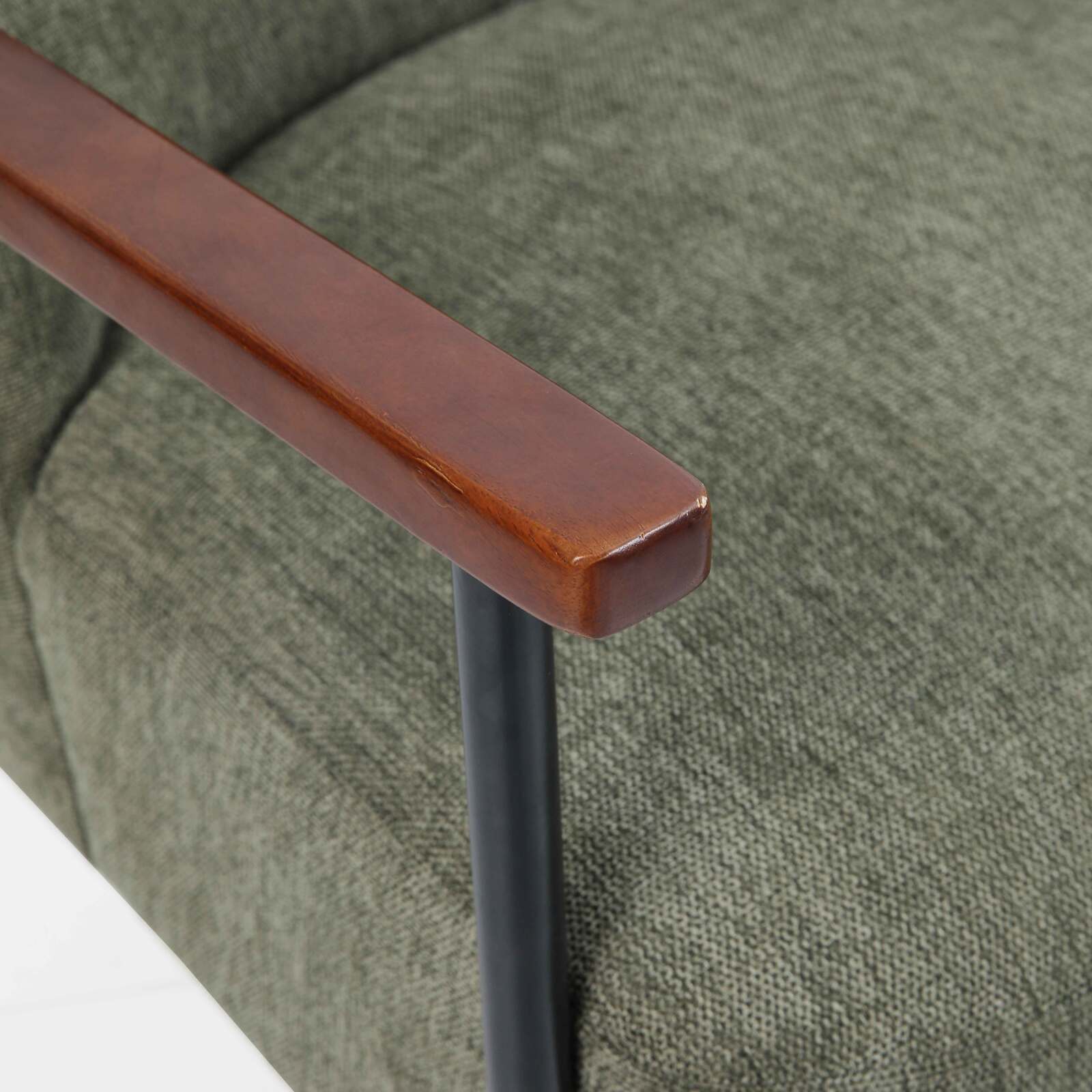 Relaxsessel aus Stahl, Holz und Stoff