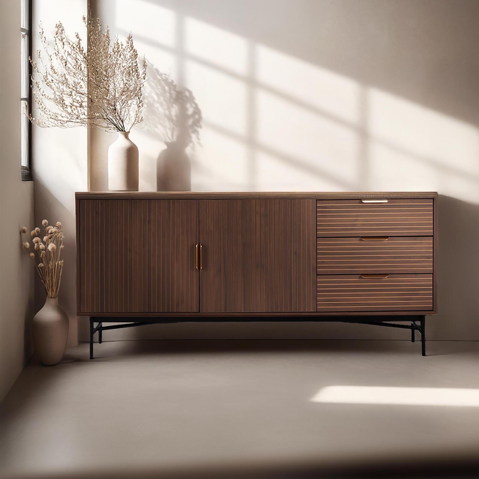 Sideboard mit 2 Türen und 3 Schubladen aus MDF mit Melamin- und Stahldekoration, 160 cm Sideboard mit 2 Türen und 3 Schubladen aus MDF mit Melamin- und Stahldekoration, 160 cm