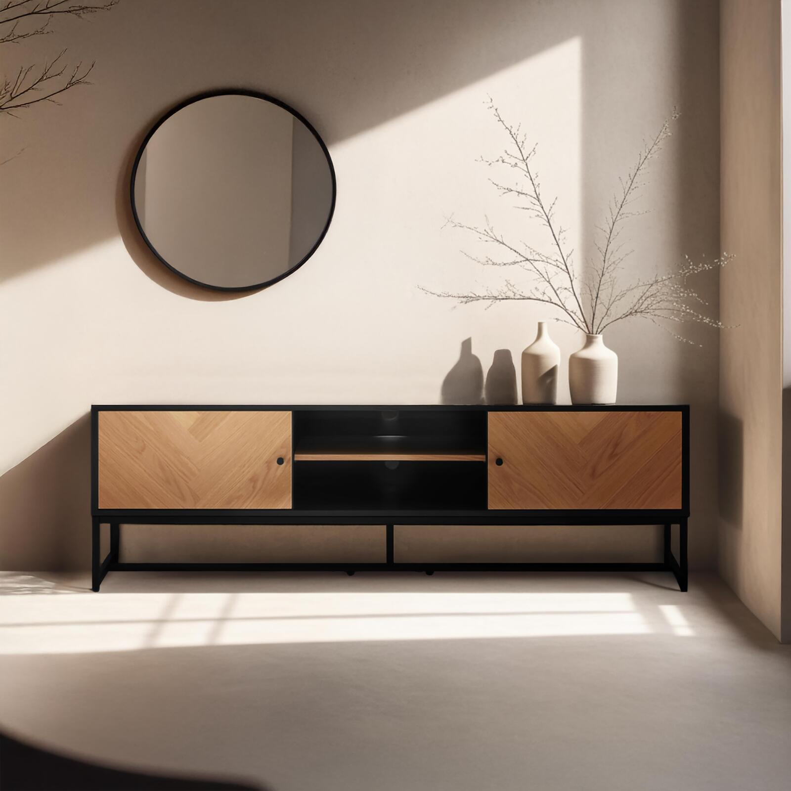 TV-Möbel aus Spanplatte mit Melamindekor aus FSC®-Eichenfurnier 160 cm