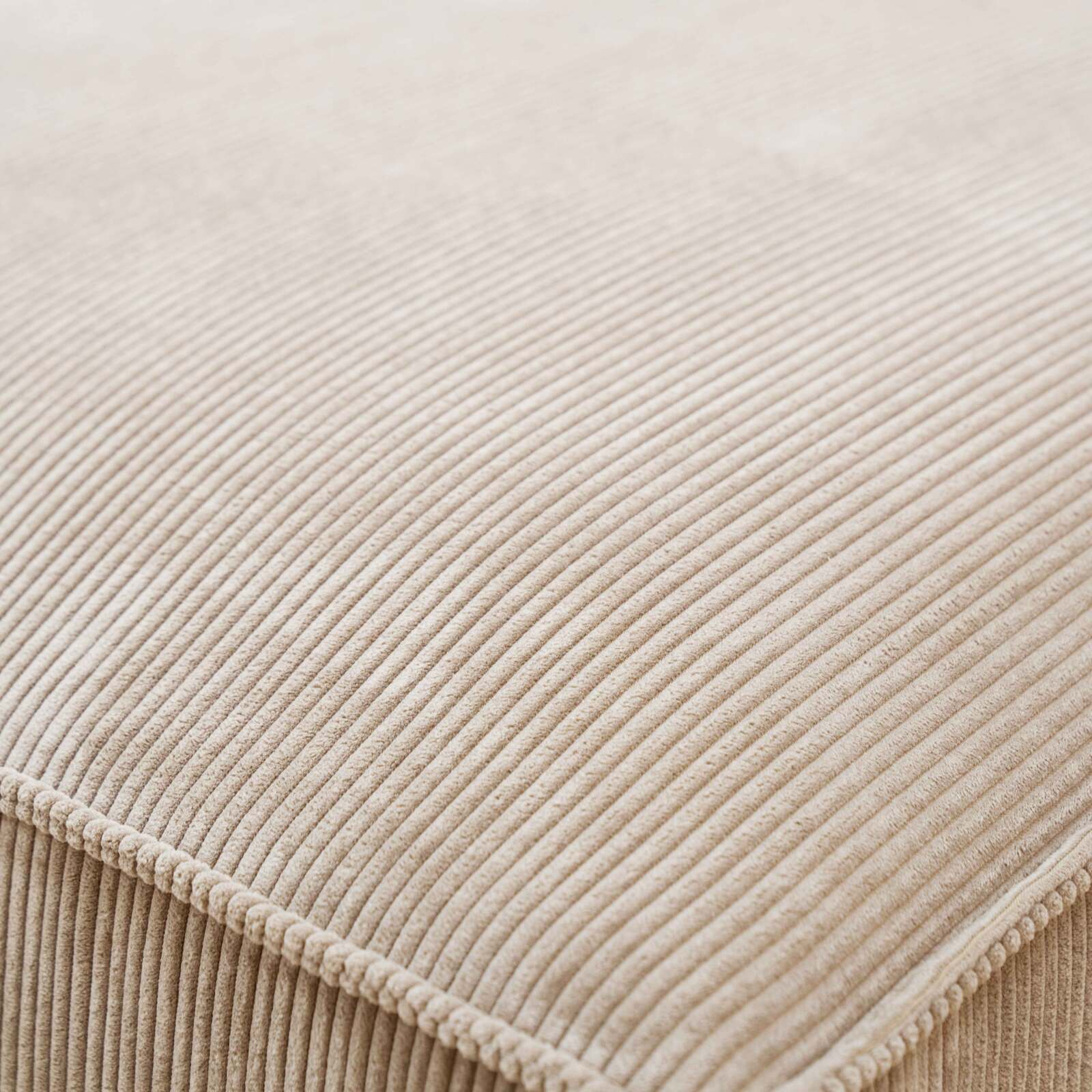 Sofa mit gerader Chaiselongue aus Stoff für 3 Plätze