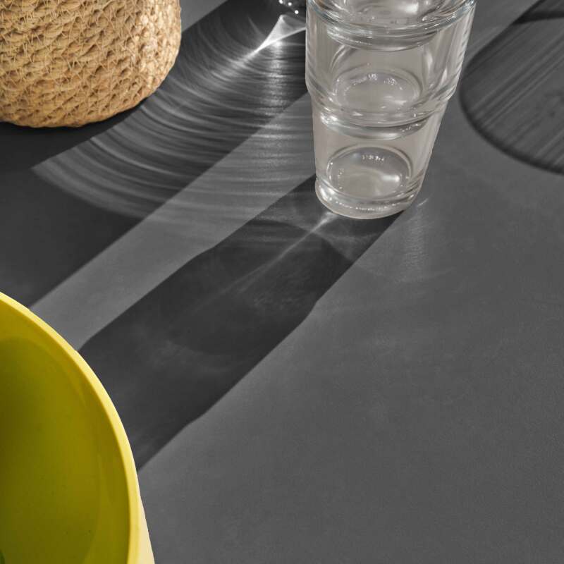 Rechteckiger Gartentisch (180 x 90 cm) aus Aluminium + gesintertem Stein 