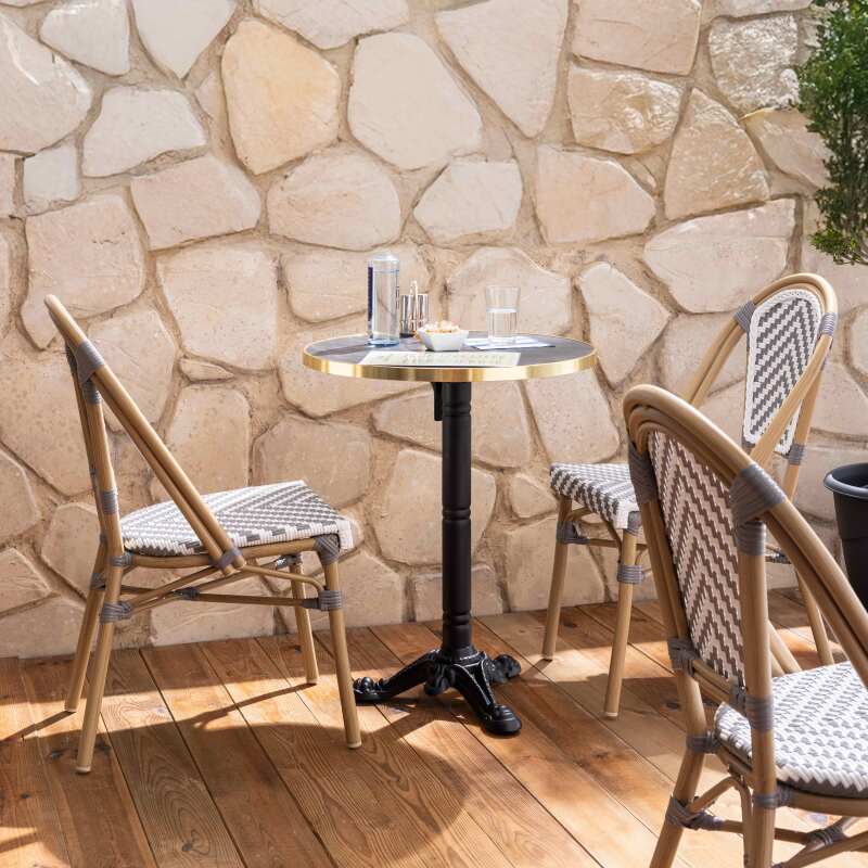 Pariser Bistrostuhl aus Aluminium und synthetischem Rattan