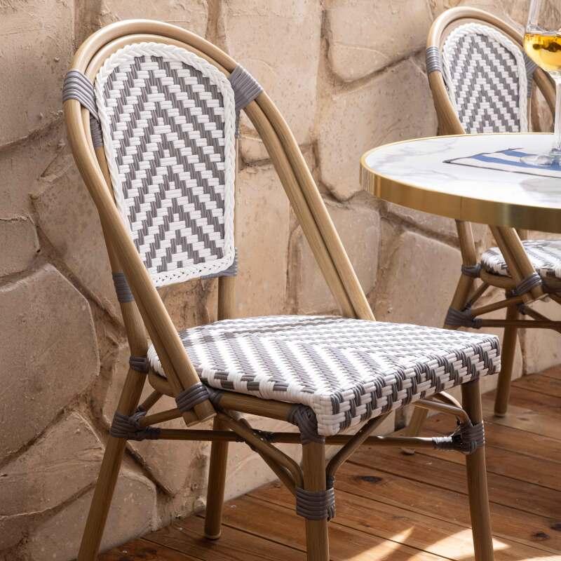 Pariser Bistrostuhl aus Aluminium und synthetischem Rattan