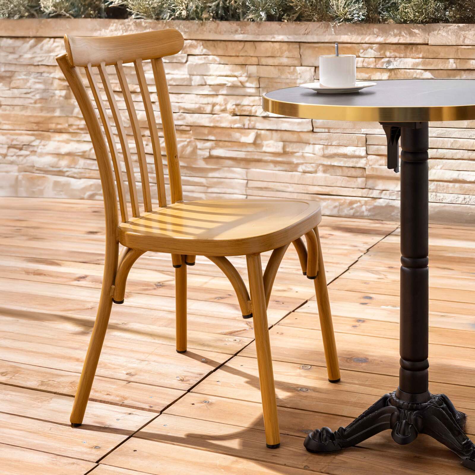 Terrassenstuhl aus Aluminium