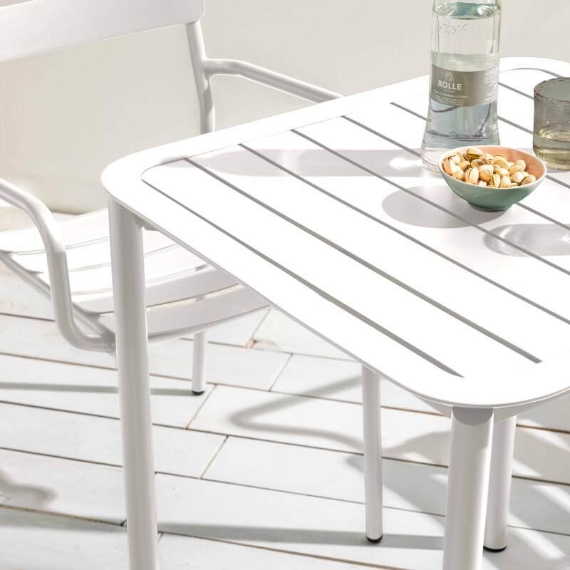 Quadratischer stapelbarer Terrassentisch 70 x 70 cm aus Aluminium (2/7)