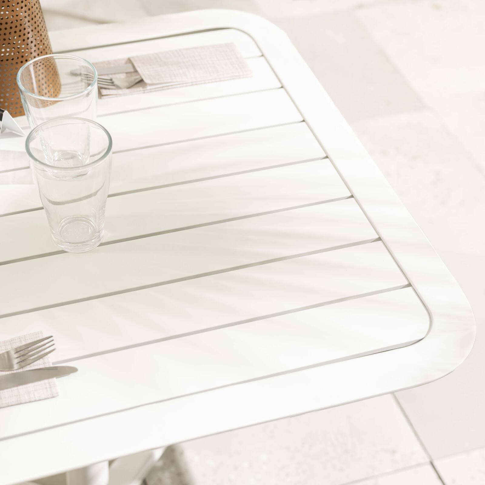 Quadratischer Terrassentischplatte 70 x 70 cm aus Aluminium