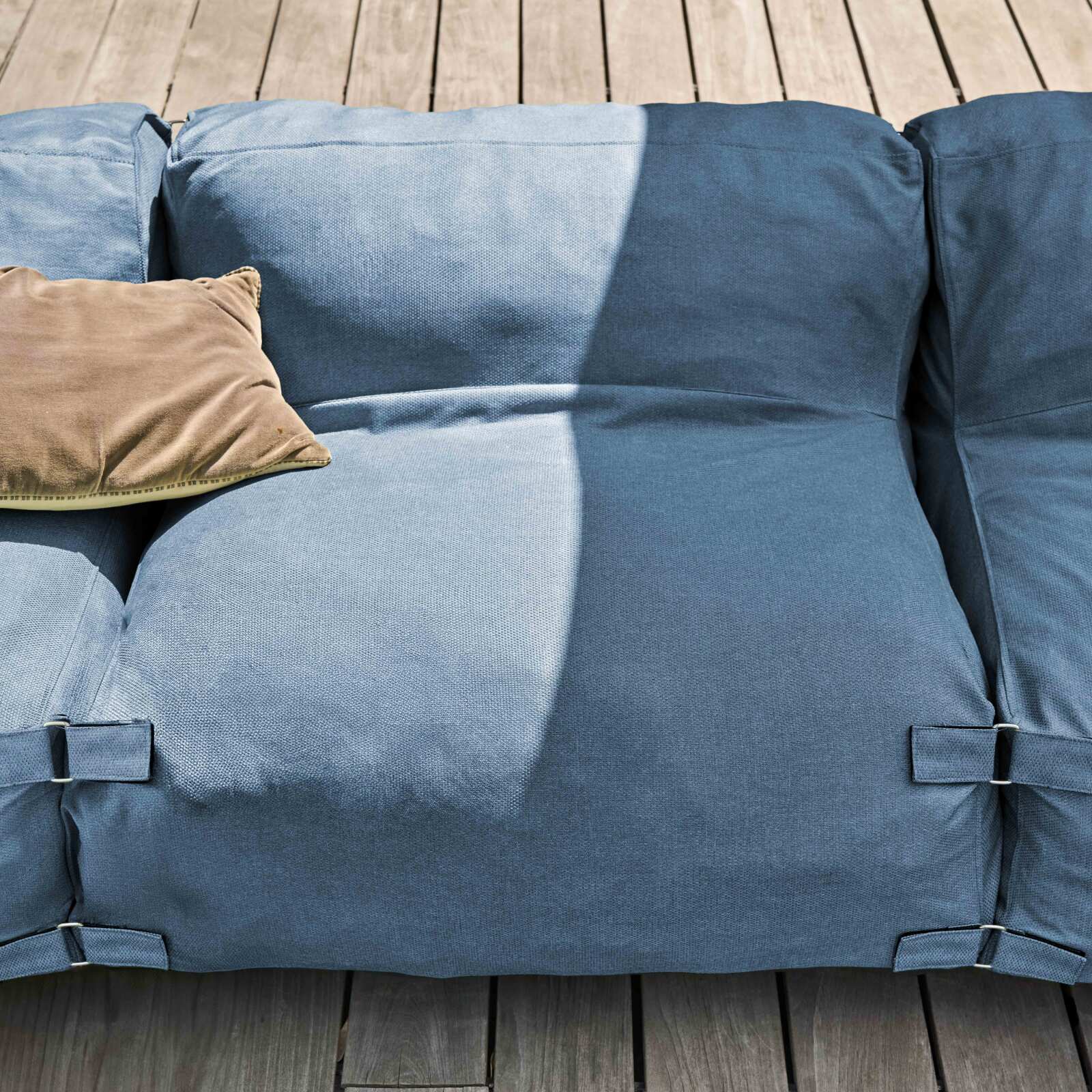 Modulare Gartenmöbel mit 1 Ecksessel und 1 Chaiselongue