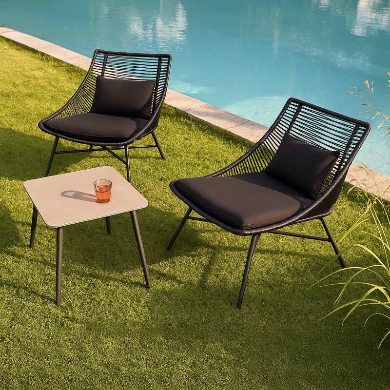 Gartenlounge-Set aus Seilen mit 2 Sesseln und 1 Couchtisch