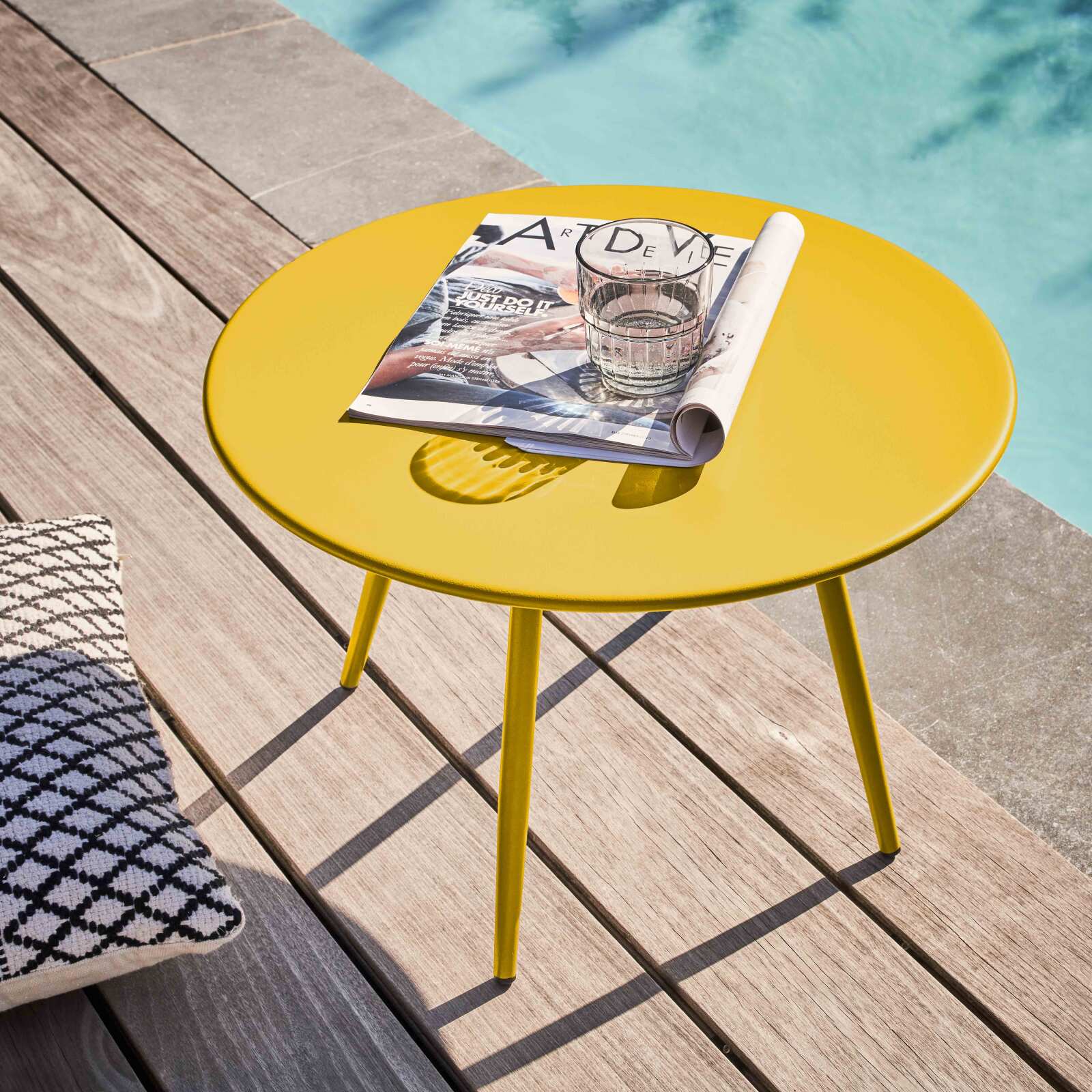 Runder Garten Couchtisch Ø50 x 34 cm Runder Garten Couchtisch Ø50 x 34 cm