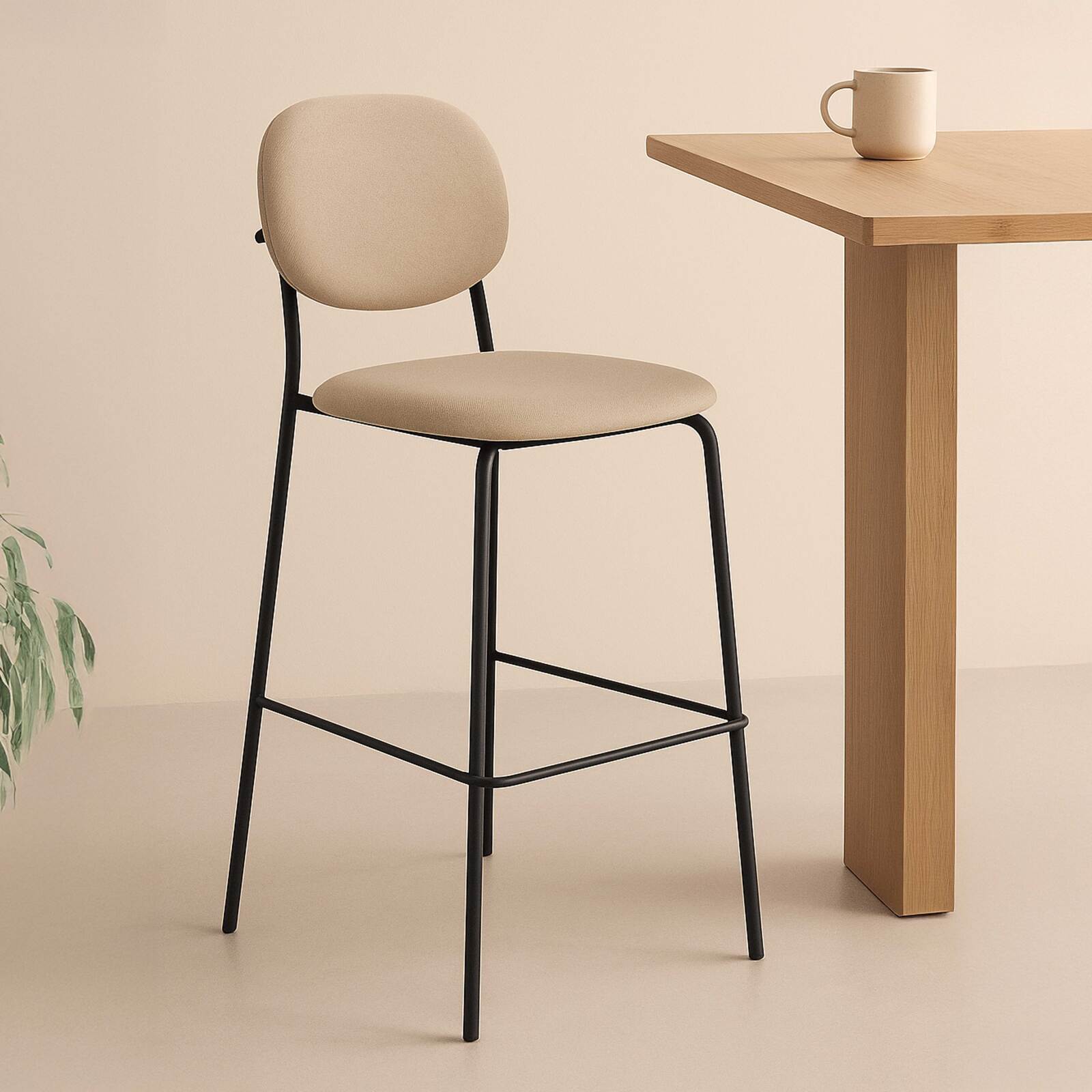 Set mit 2 Hochstühlen aus Stahl und Stoff