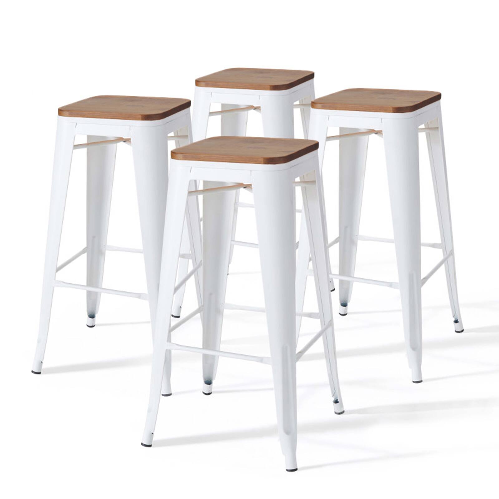 Set aus 4 Barhockern aus mattem Holz (43 x 43 x 76 cm)