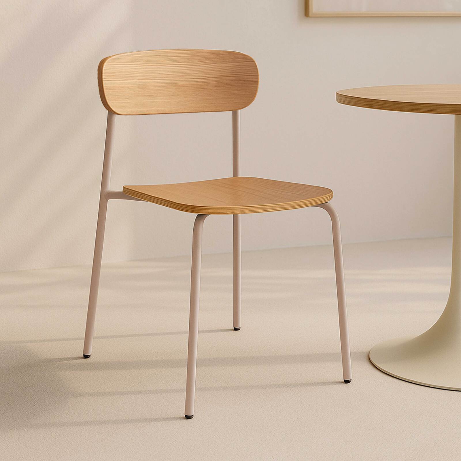 Set aus 2 Stühlen aus Metall und Holz