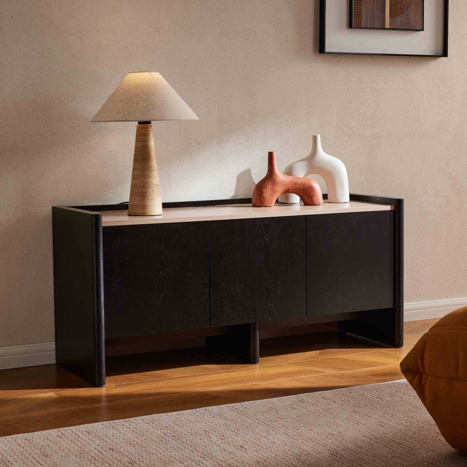 TV-Möbel in Holzoptik 120 cm im schlichten Designstil