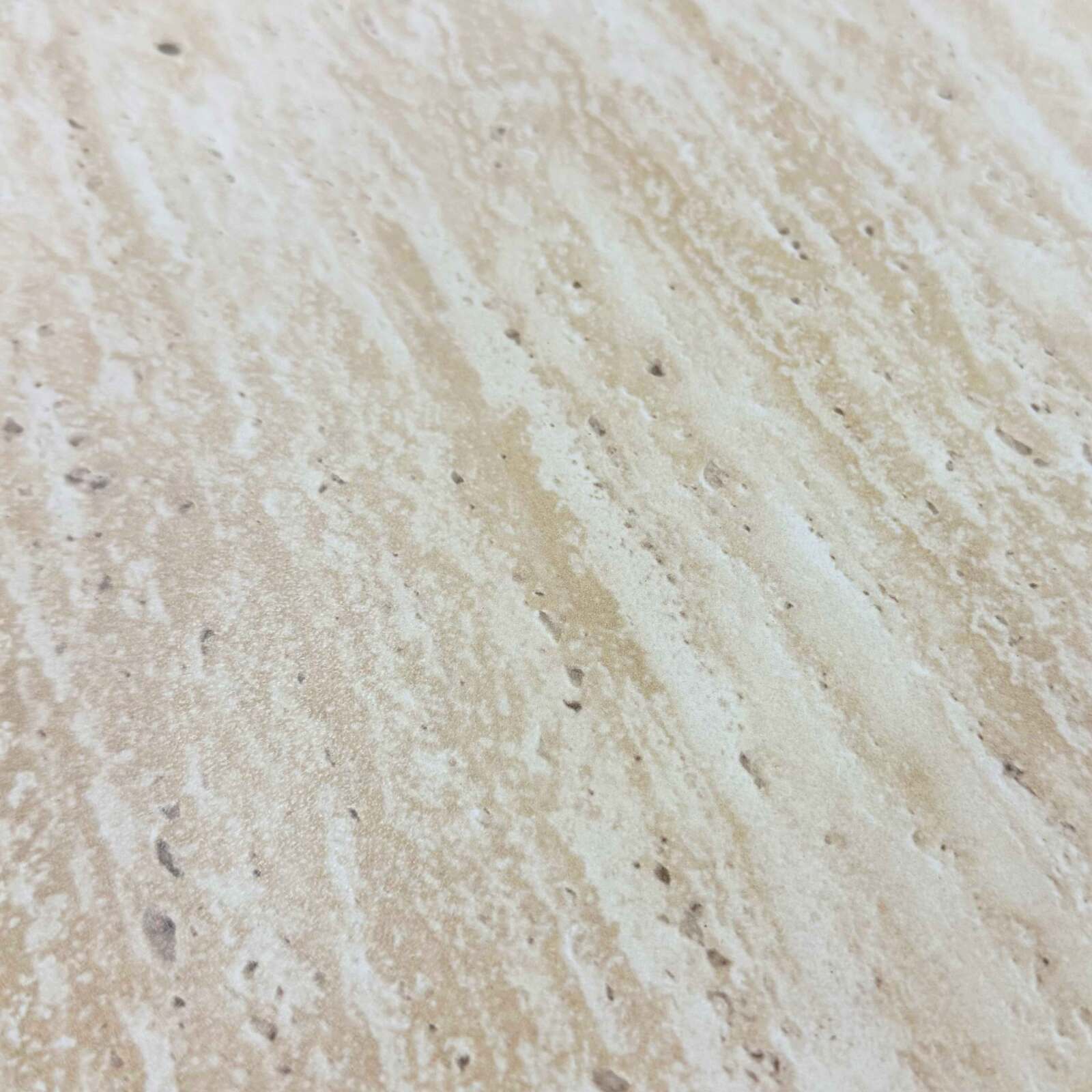 Couchtisch rund, in dunkler Holzoptik, Ø70 x 45 cm
