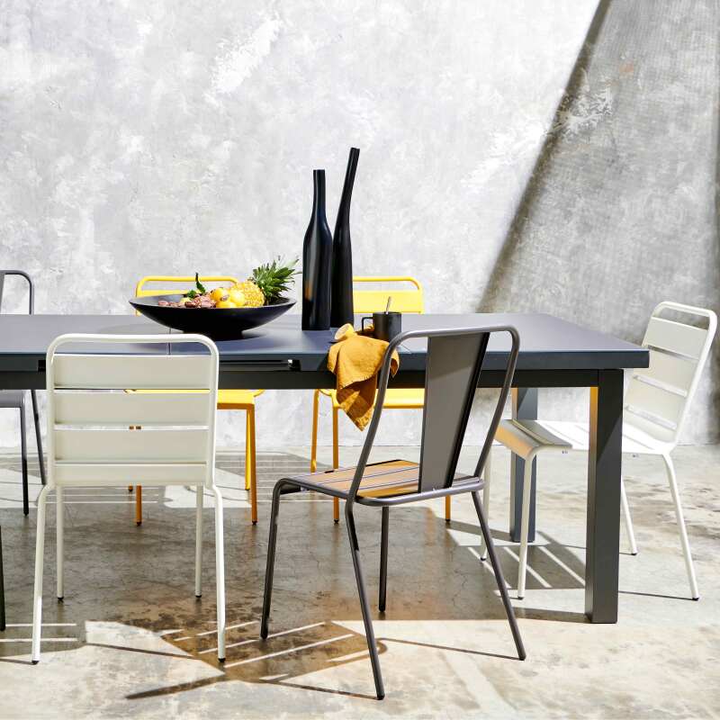 Bistro-Gartenstuhl aus Metall