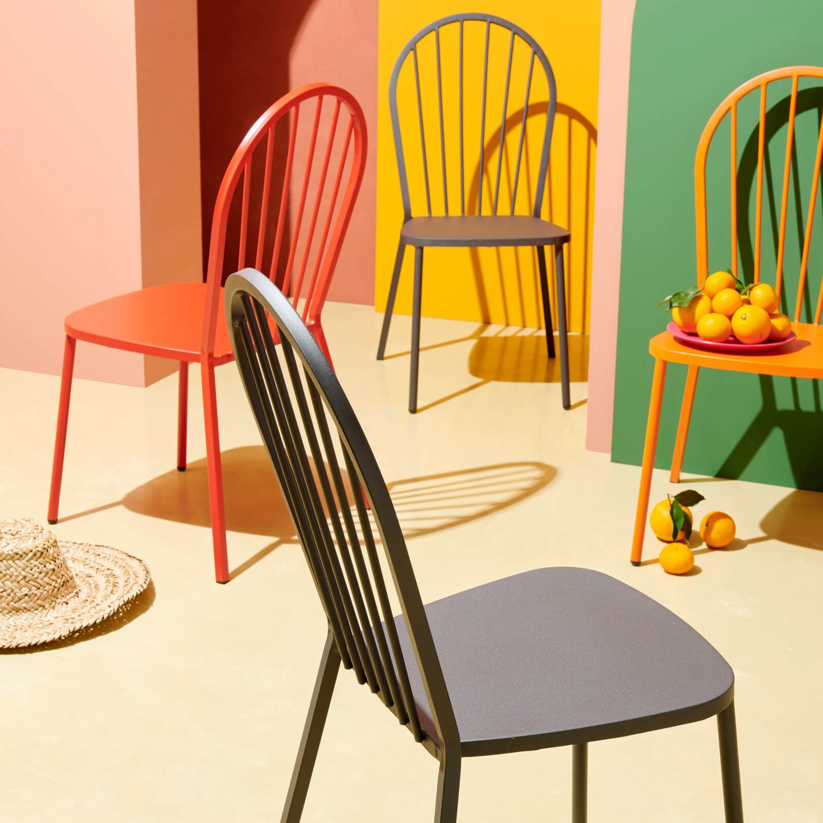 Bistrostuhl aus Metall Bistrostuhl aus Metall