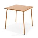 Gartentisch im Bistro-Stil, quadratisch, aus Metall, 70x70 cm, und 2 Stühle