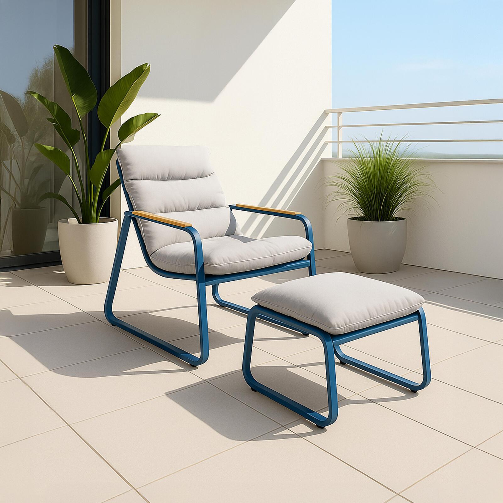 Relaxsessel aus Stahl und Textilene mit Fußstütze