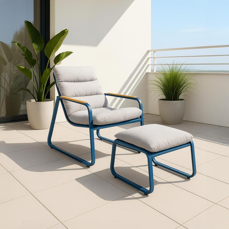 Relaxsessel aus Stahl und Textilene mit Fußstütze