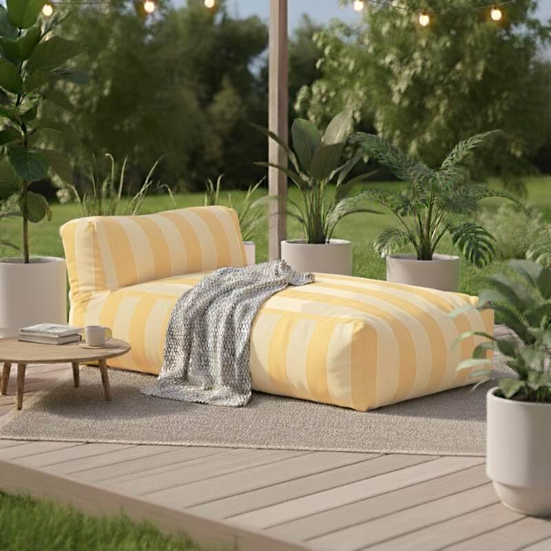 Chaiselongue im gestreiften Design für ein modulares Outdoor-Sofa