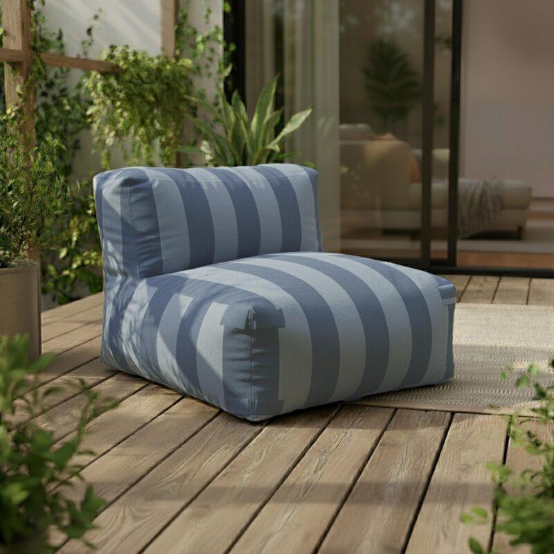 Sessel im gestreiften Design für ein modulares Outdoor-Sofa