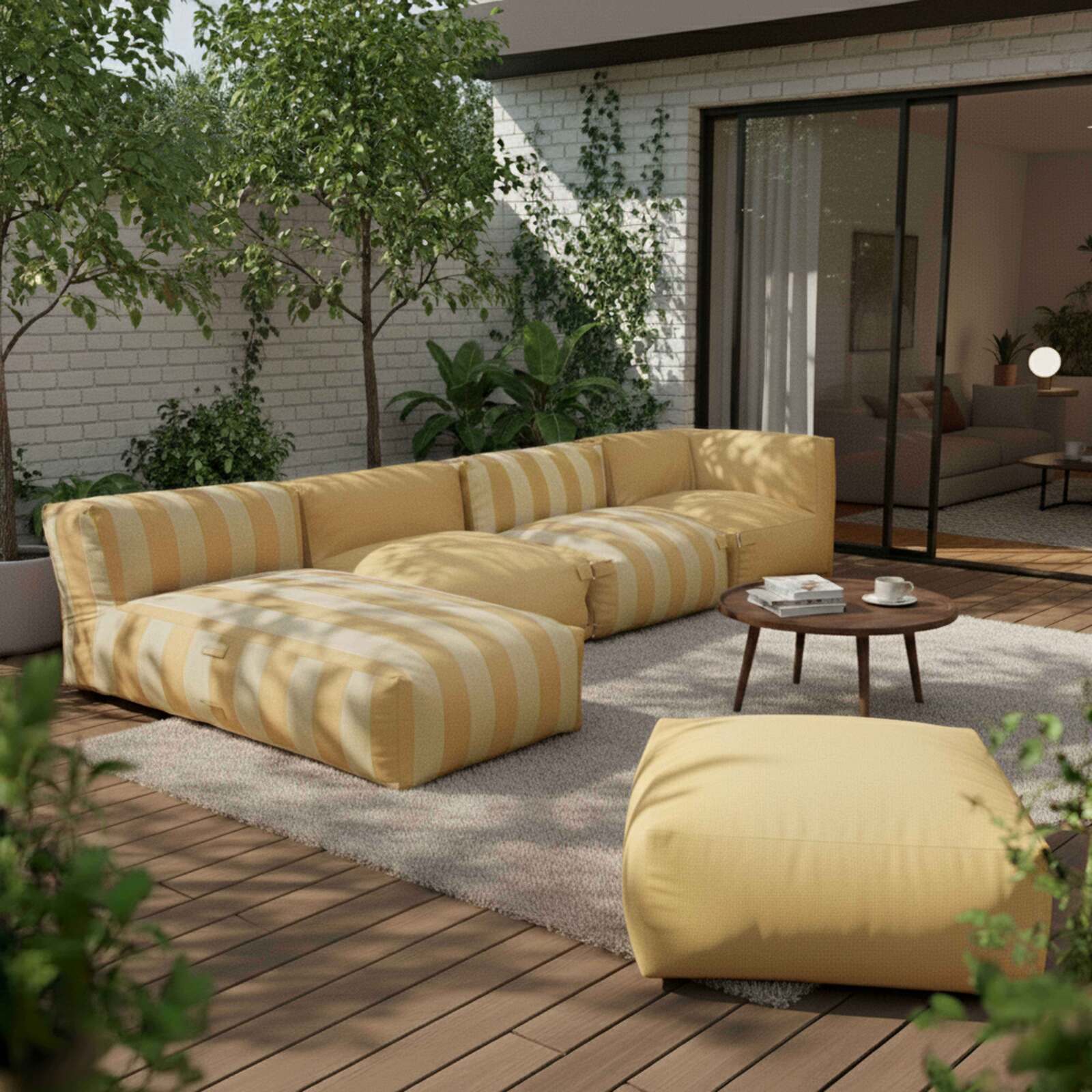 Chaiselongue im gestreiften Design für ein modulares Outdoor-Sofa