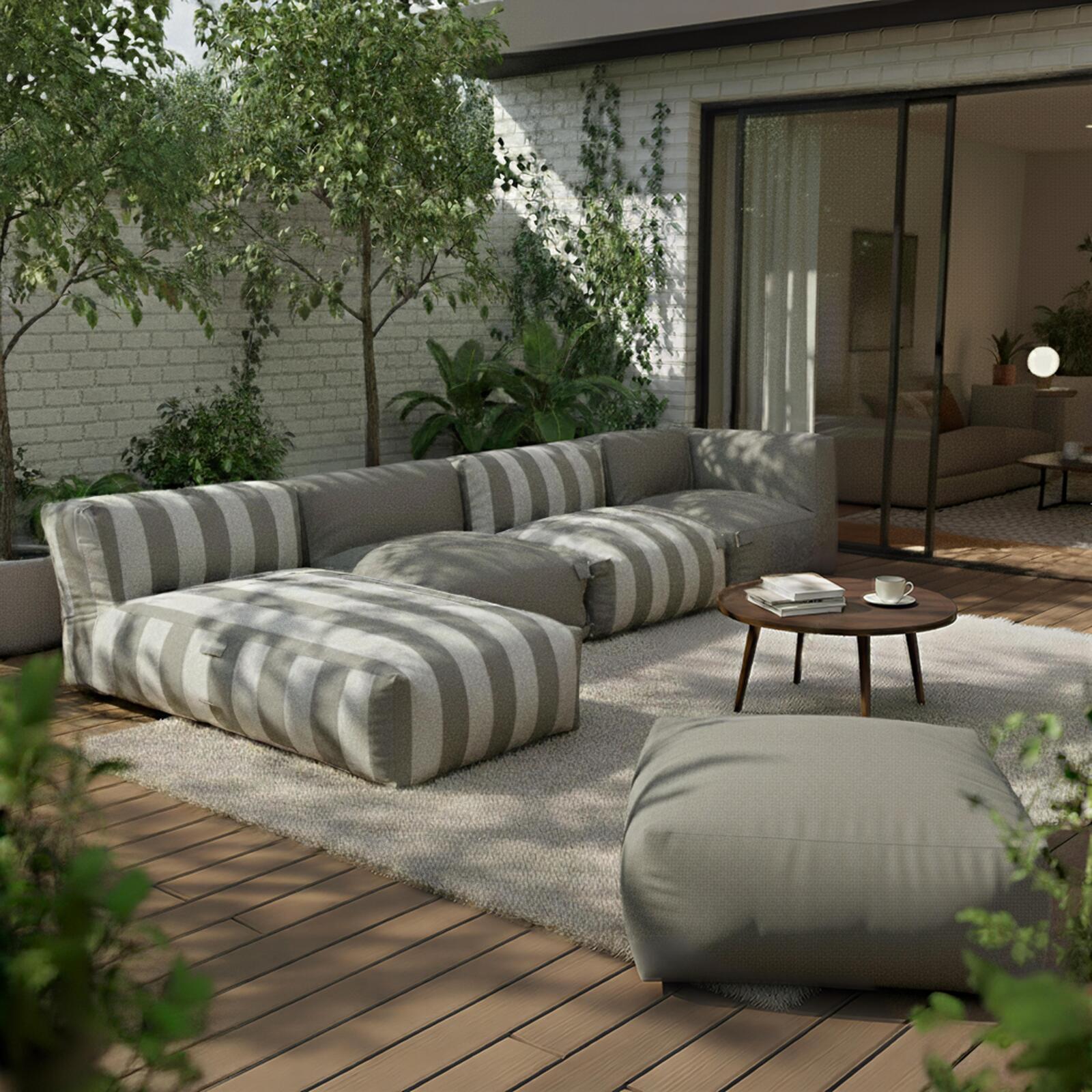 Chaiselongue im gestreiften Design für ein modulares Outdoor-Sofa