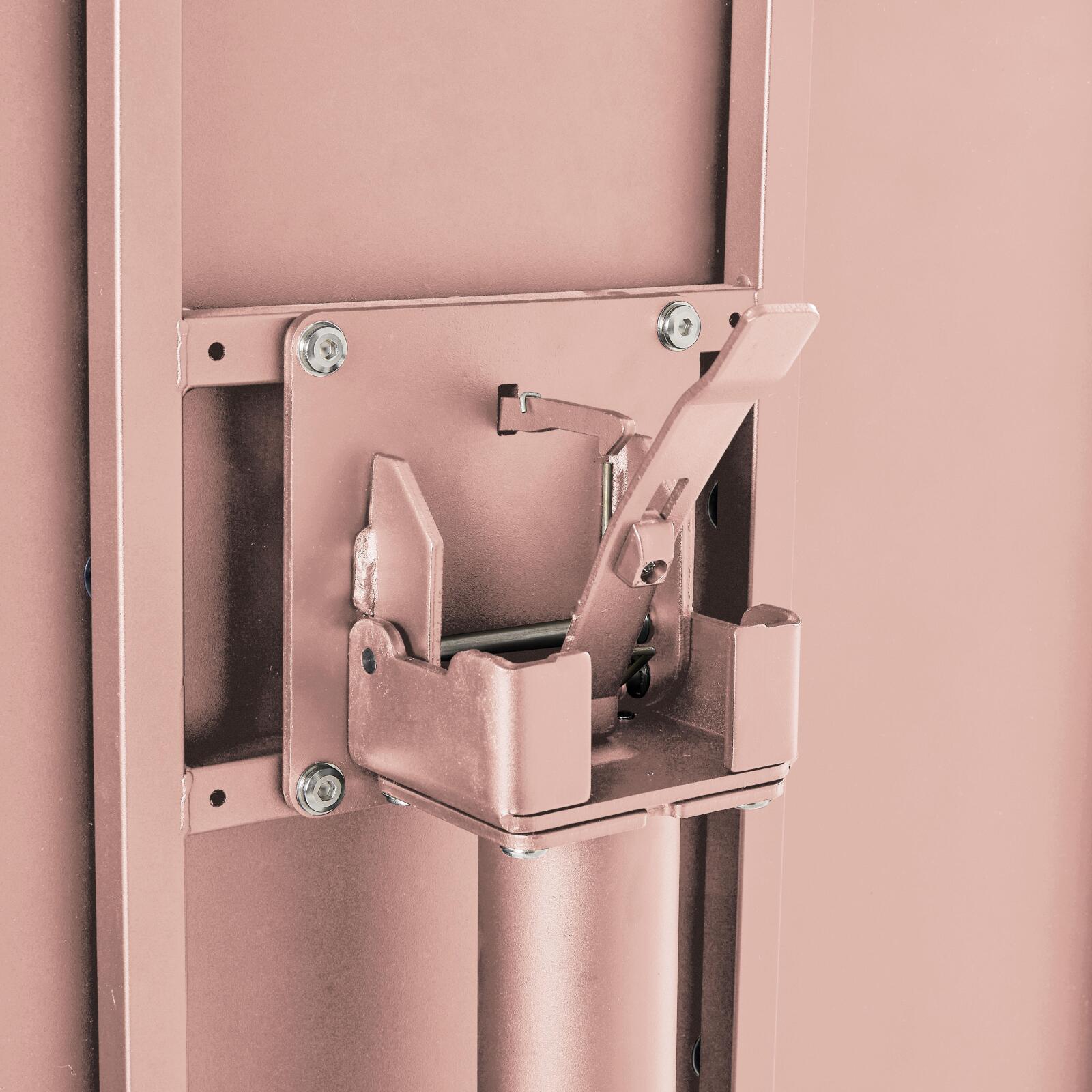 Gartentisch im Bistro-Stil, quadratisch, neigbar, aus Metall mit Einbaufuß, 70x70 cm, und 2 Stühle