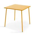 Quadratischer Gartentisch aus Metall (70 x 70 cm)