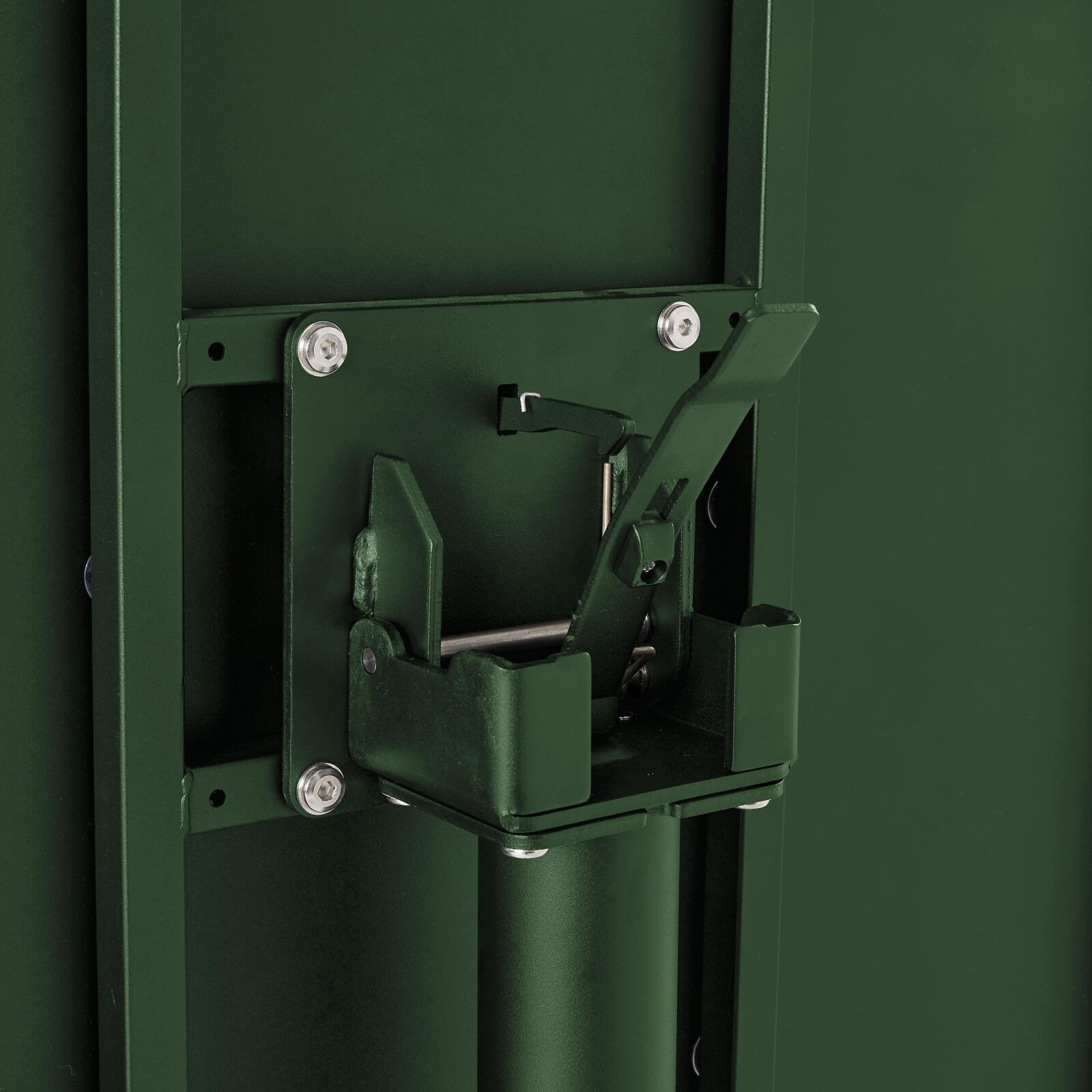 Gartentisch im Bistro-Stil, quadratisch, neigbar, aus Metall mit Einbaufuß, 70x70 cm, und 2 Stühle mit Armlehnen