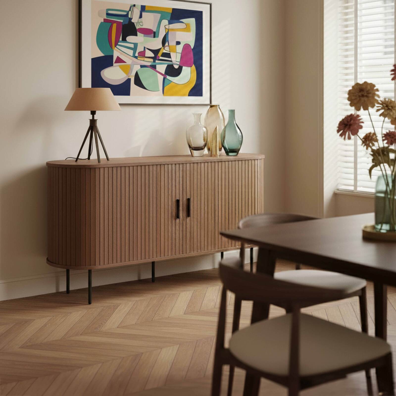Sideboard in Holzoptik aus Metall, 2 Türen mit Lamellenoptik, 140 cm