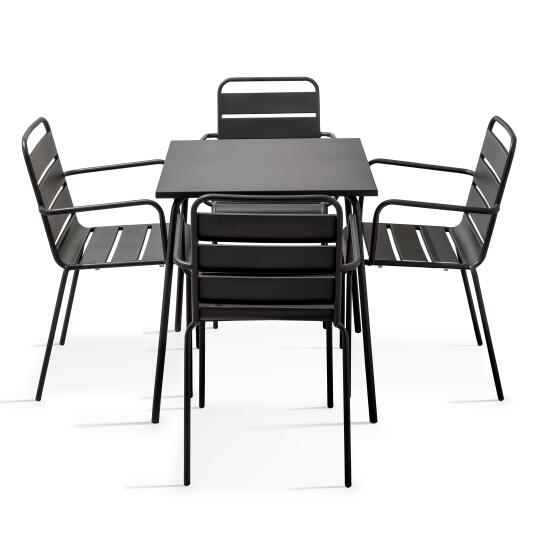 Quadratischer Tisch (70 x 70 x 72 cm) und 4 Stühle mit Armlehnen als Set