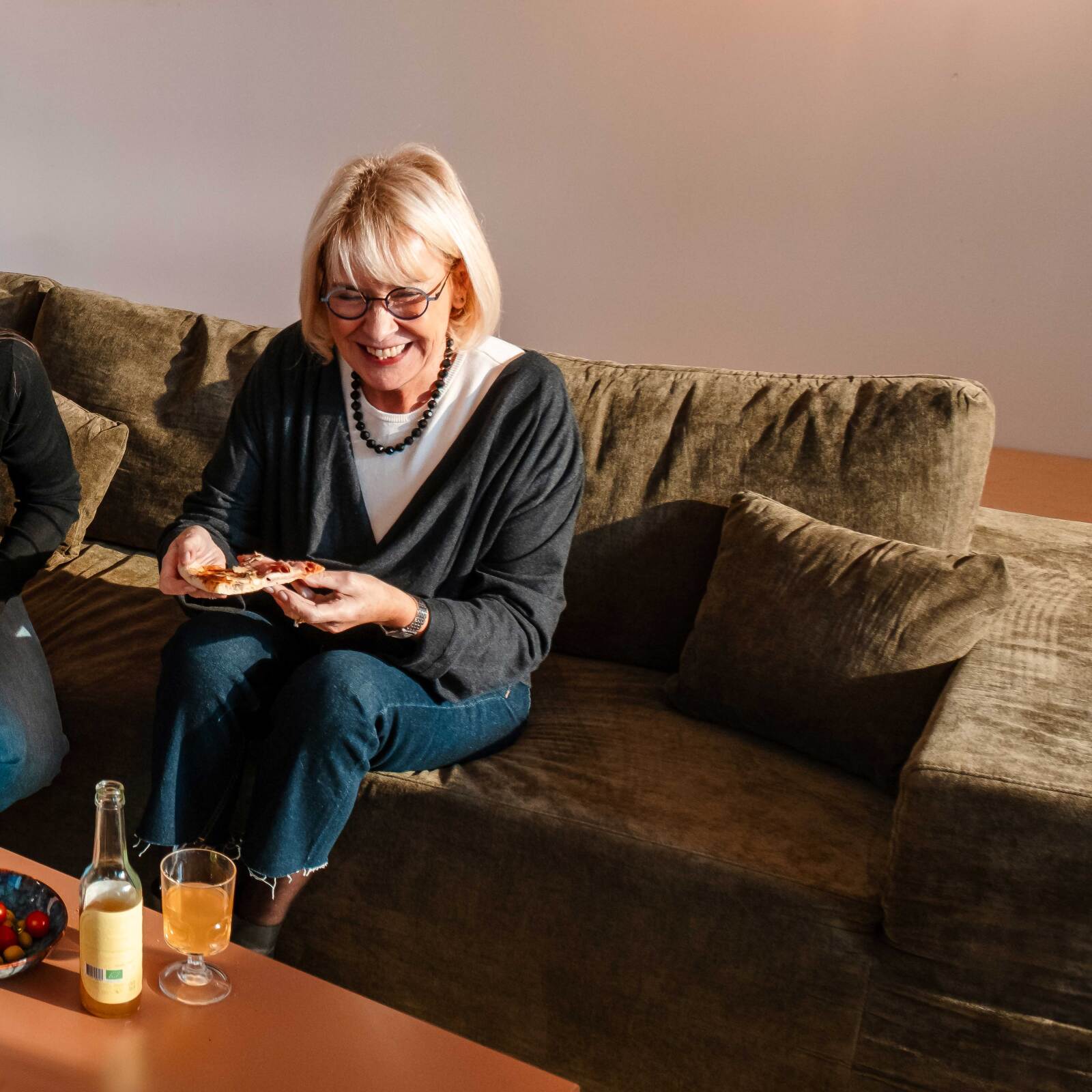 Modulares Ecksofa 5-Sitzer aus Stoff mit Kissen