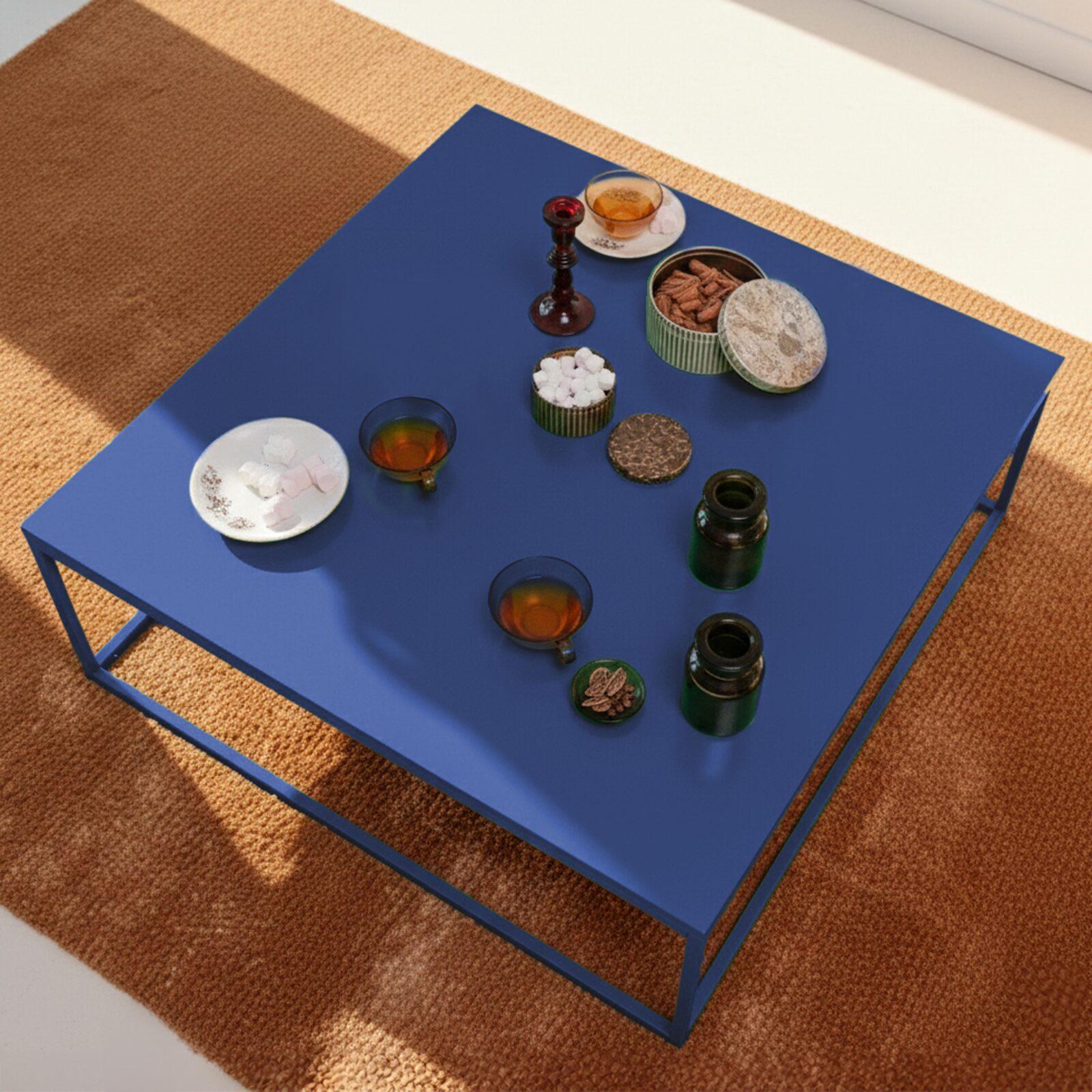 Couchtisch quadratisch, aus Metall, 90x90 cm