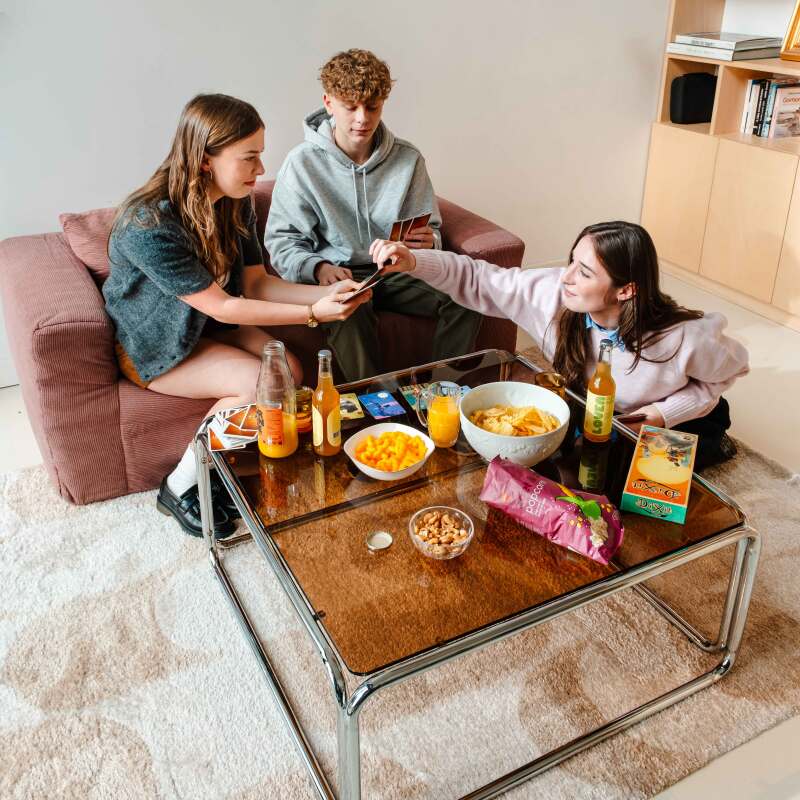 Couchtisch quadratisch, aus gehärtetem Glas, 90x90 cm