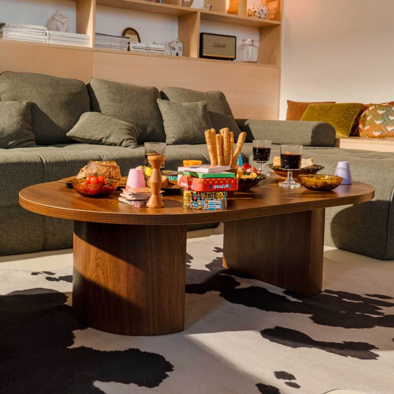 Couchtisch oval, in Holzoptik, 120x70x35 cm