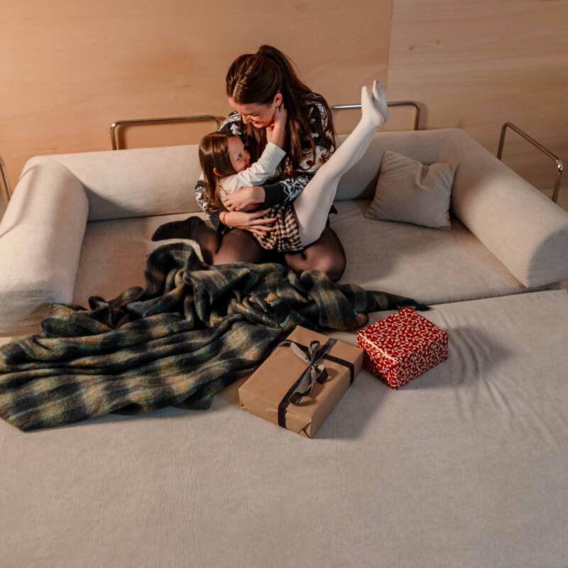 Schlafsofa 2-Sitzer-aus Stoff mit Kissen (2/8)