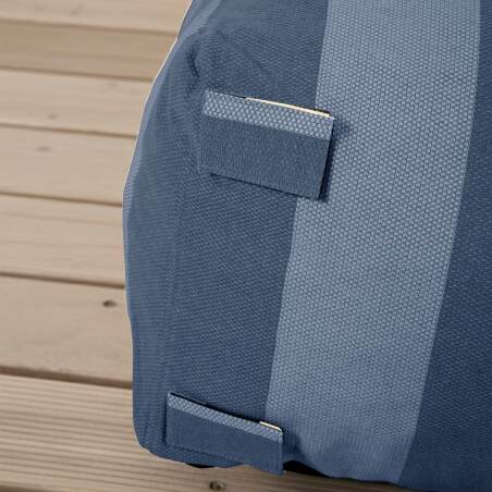 Modulare Gartenmöbel für 4 Personen bestehend aus 1 Sessel, 2 Ecksesseln und 1 Ottomane im gestreiften Design (6/7)