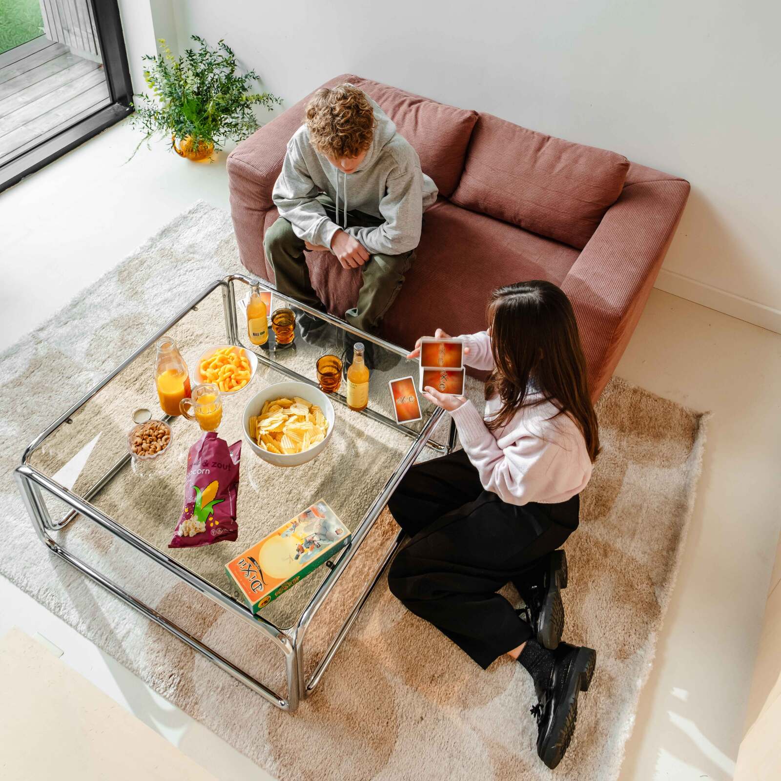 Couchtisch quadratisch, aus gehärtetem Glas, 90x90 cm