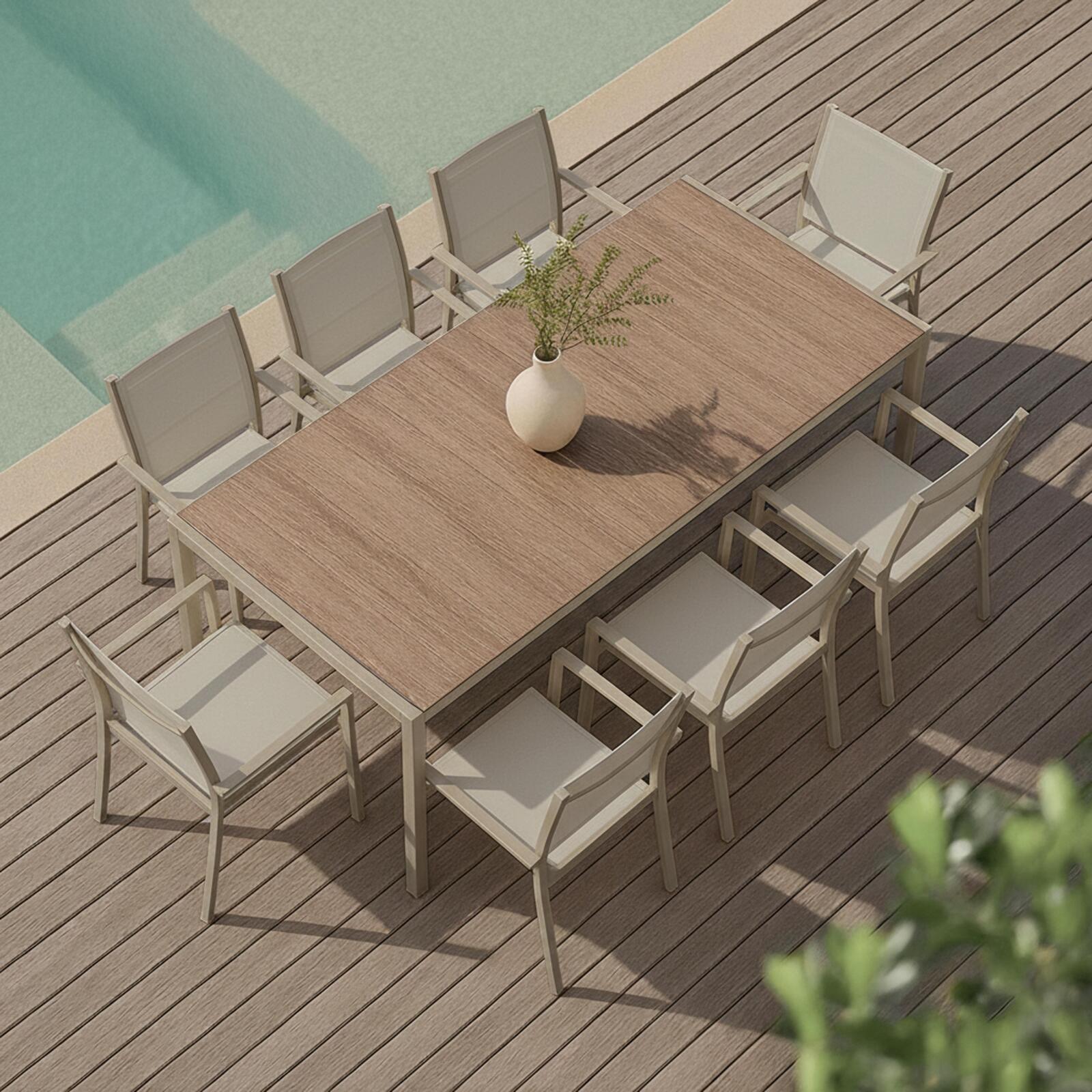 Gartentisch aus Aluminium und Keramik mit Holzoptik, 206x100 cm, und 8 Stühle aus Textilen