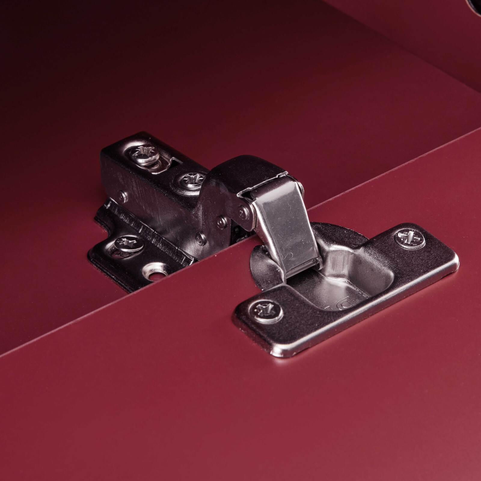 Lowboard farbig mit Lattenoptik, 150 cm